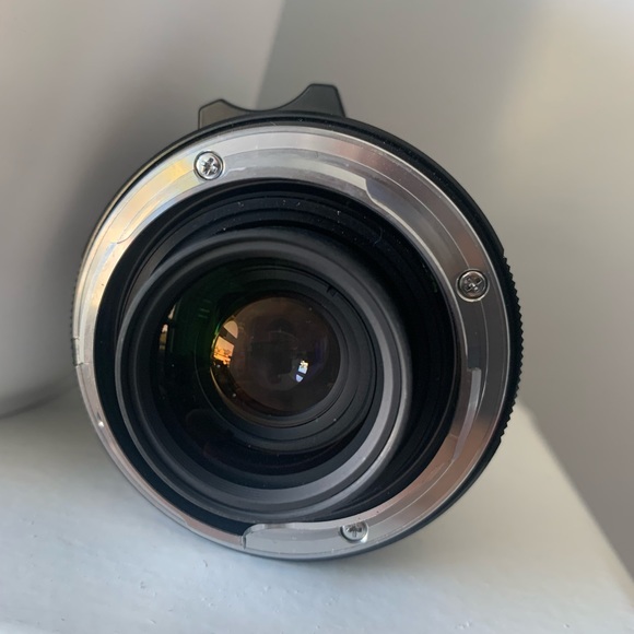 Vöigtlander 28mm F2 Ultron Lens for Leica M Mount - Picture 4 of 4